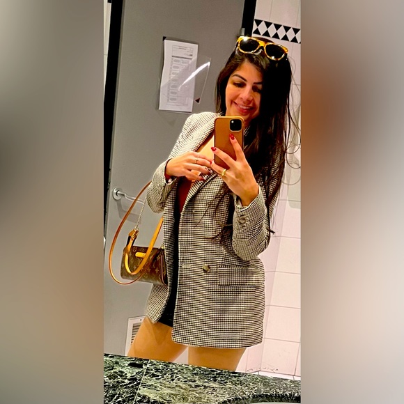 Meet your Posher, Fran - Picture 1 of 1